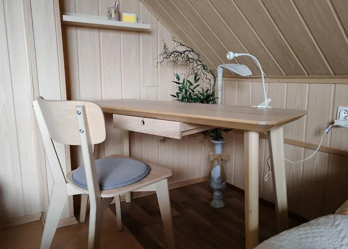 Barbara Haz ヘーヴィーズ