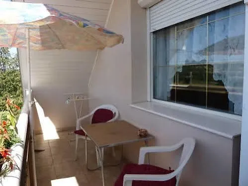 Barbara Haz דירה *